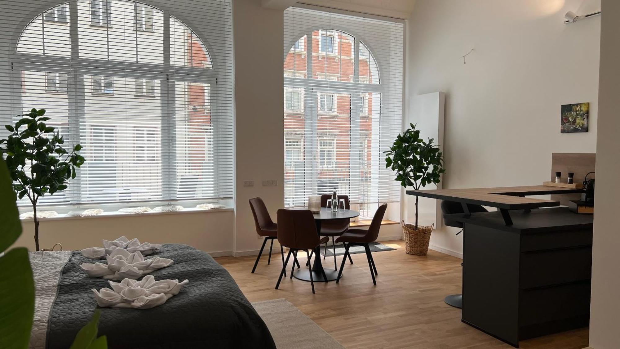 Neu! City-Loft-Apartment Im Goethe Palais I 5P I Lift I Parkplatz I Zentrum I Helios Aue  Exteriör bild