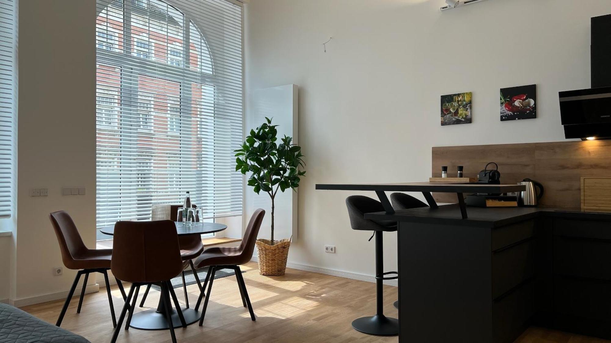 Neu! City-Loft-Apartment Im Goethe Palais I 5P I Lift I Parkplatz I Zentrum I Helios Aue  Exteriör bild