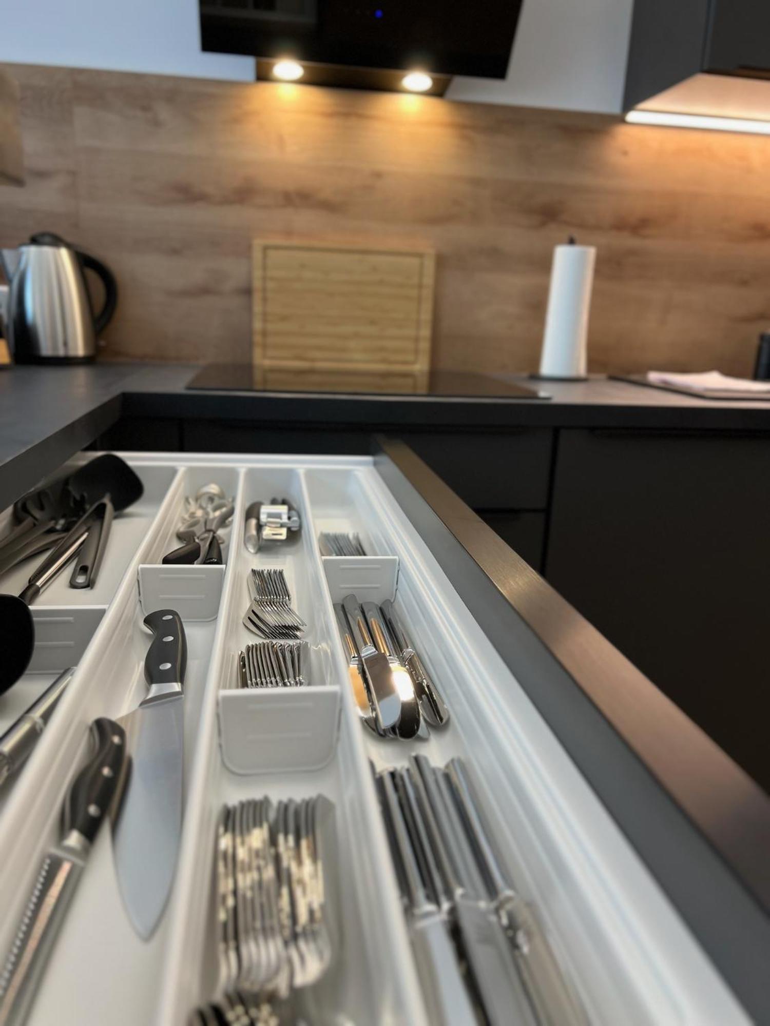Neu! City-Loft-Apartment Im Goethe Palais I 5P I Lift I Parkplatz I Zentrum I Helios Aue  Exteriör bild